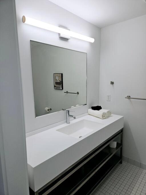 Tremont Smart 11 - A Kcm Property Cleveland Exterior photo